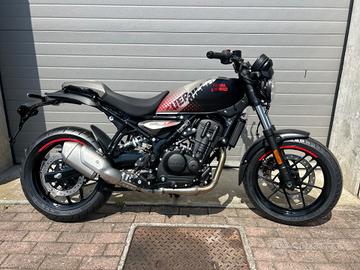 Royal Enfield Guerrilla 450 Apex Black PROMO