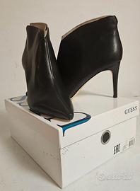 Tronchetti GUESS nuovi, numero 40