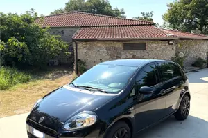 Fiat Punto 1.3 MJT 75CV FULL SOLO 130M KM UNICA SU