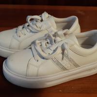 Liu Jo Scarpe bambina tg. 35 bianche