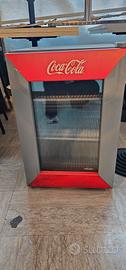 vetrina frigo coca cola