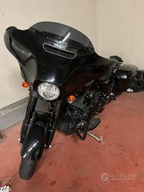 Harley Davidson Street Glide 114