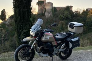 Moto Guzzi V85 TT - 2020