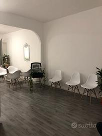 Studio medico arredato a Catania