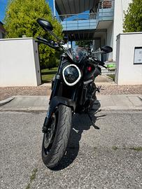 Ducati Monster 937+ 3900km!!