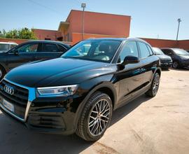 Audi Q5 35 TDI quattro S tronic Business Sport