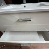 Mobile bagno con due cassetti