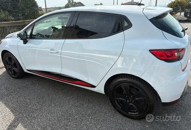 Clio Renault adatta per neopatentati