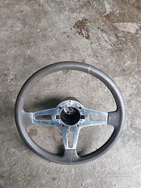 VOLANTE VOLKSWAGEN GOLF  MK1 DAL 74 AL 88' 
