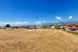 TER. RESIDENZIALE A LUZZI