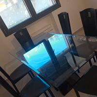 Tavolo e 6 sedie