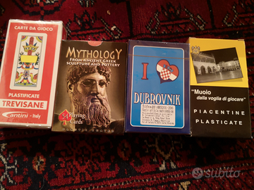 4 mazzi di carte da gioco da collezione