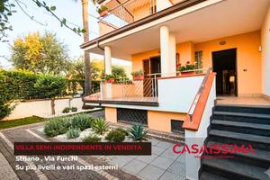 Villa semi indipendente con spazi esterni