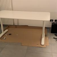 Scrivania Ikea Bekant 160x80 cm. (base o completa)