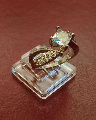 Anello colore Argento 