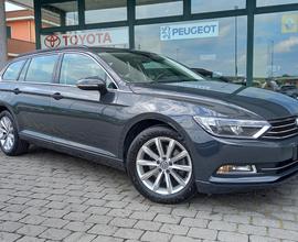 Volkswagen Passat Variant 2.0 TDI DSG Business Blu