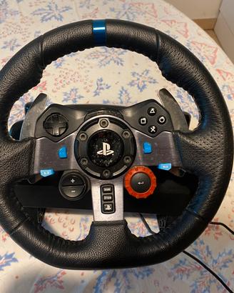 Simulatore di guida logitech