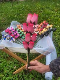 rose in legno 