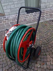 Carrello avvolgitubo