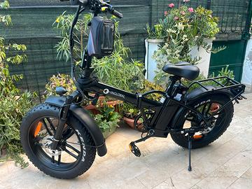 Bici elettrica pieghevole