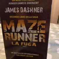 Libro avventuroso saga hunger games