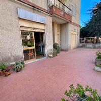 NEGOZIO A MARANO DI NAPOLI