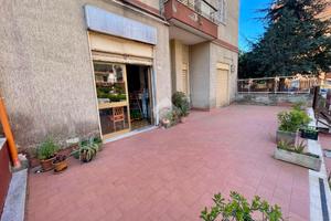 NEGOZIO A MARANO DI NAPOLI