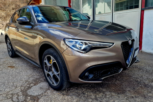 Alfa Romeo Stelvio 2.2 210 cv