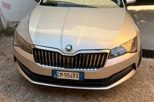 Skoda Superb Executive 2.0 150cv diesel DSG 2023