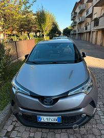 Toyota C-HR 1.8 benzina Hybrid – 2017