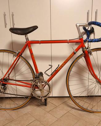 Bicicletta da corsa storica Colnago