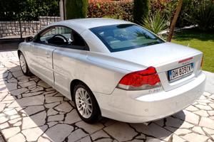 volvo c70 D5 momentum aut 
