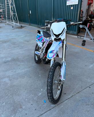 Honda CRF R 250 targato