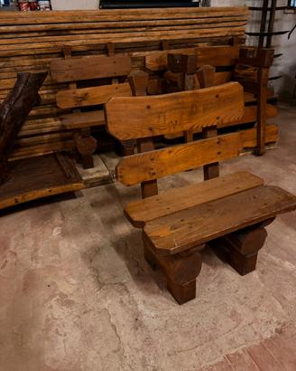 Coppia di panche in legno