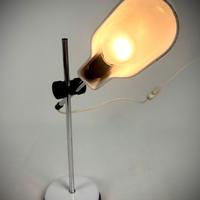 Lampada bianca da tavolo