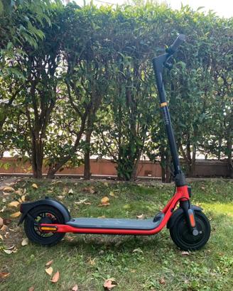 Monopattino Ninebot f25i