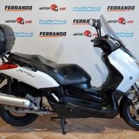 Yamaha X-Max 125