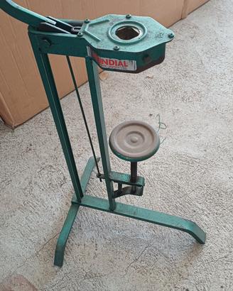 Tappatrice per bottiglie