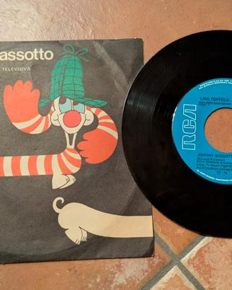 Disco 45 giri "Johnny Bassotto"