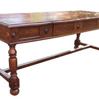 Tavolo scrittoio barocco emiliano a rocchetto