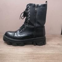 stivaletto nero in ecopelle mis 38 nuovo 