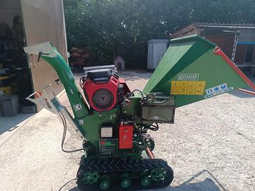 bio cippatore cingolato  green thecnik Honda 21 cv