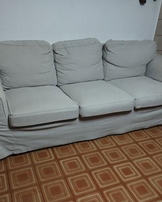divano Ikea 