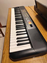 Tastiera  digitale Yamaha psr F52  61 tasti 
