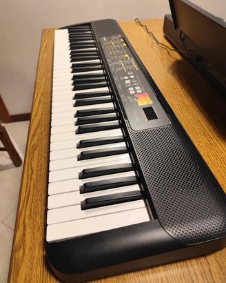 Tastiera  digitale Yamaha psr F52  61 tasti 