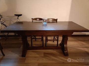 Tavolo color noce allungabile come nuovo 