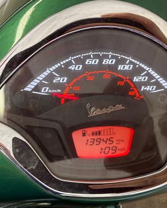 Vespa GTS 300 Super HPE