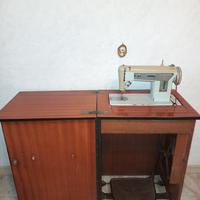 macchina per cucire Singer 1960