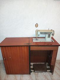 macchina per cucire Singer 1960