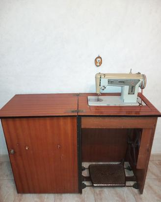 macchina per cucire Singer 1960